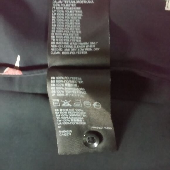 H & M Women's Blouse Sz US 8 CA 8 EUR 40 Extra Button Black With Birds - Picture 4 of 5